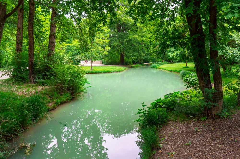 Black Travel munich - Eisbach River