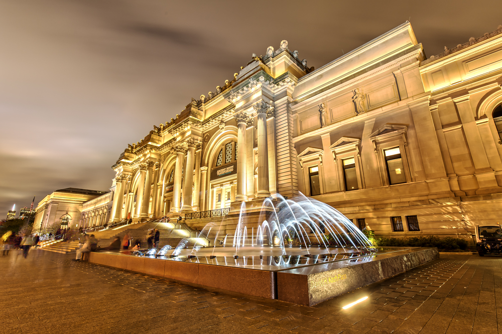 10 Museums Every Solo Senior Traveler Should Visit for a Cultural Deep Dive- The Metropolitan Museum of Art in New York at Night