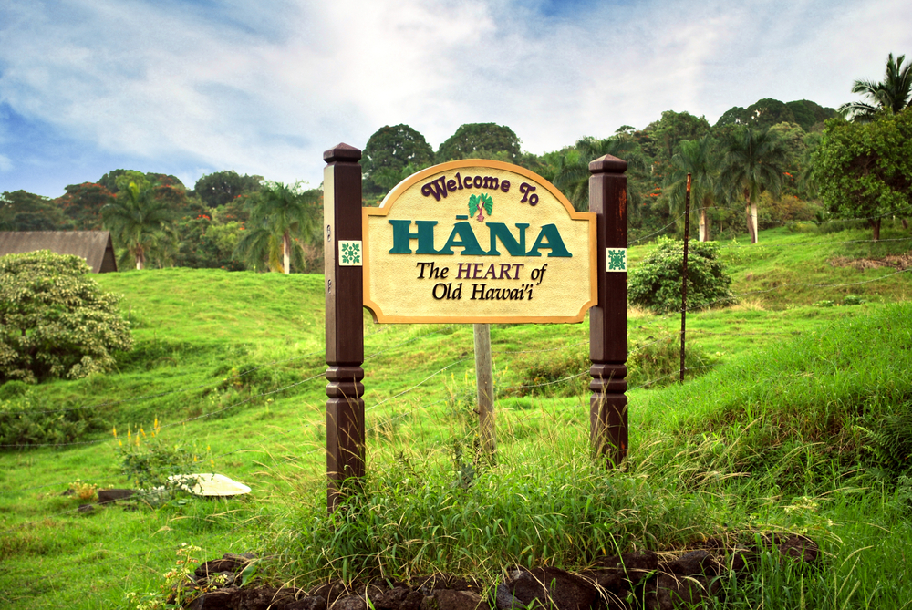 Top Bucket List Destinations for Senior Travelers in the USA - The Road to hana